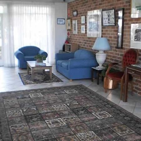 Lake Haven Motor Inn Gorokan Buitenkant foto
