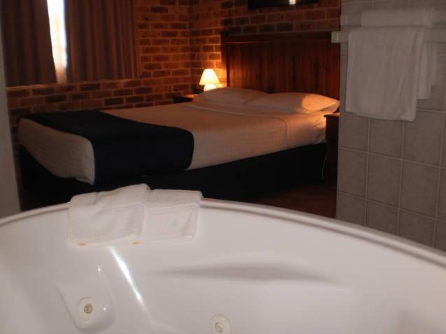 Lake Haven Motor Inn Gorokan Kamer foto