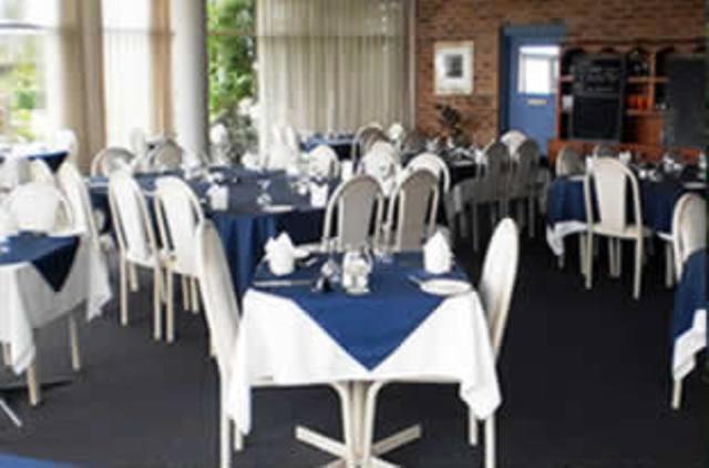 Lake Haven Motor Inn Gorokan Buitenkant foto