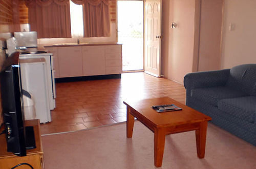 Lake Haven Motor Inn Gorokan Buitenkant foto